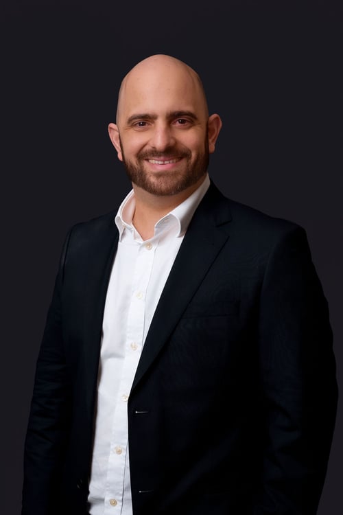 headshot-nick-georgiades